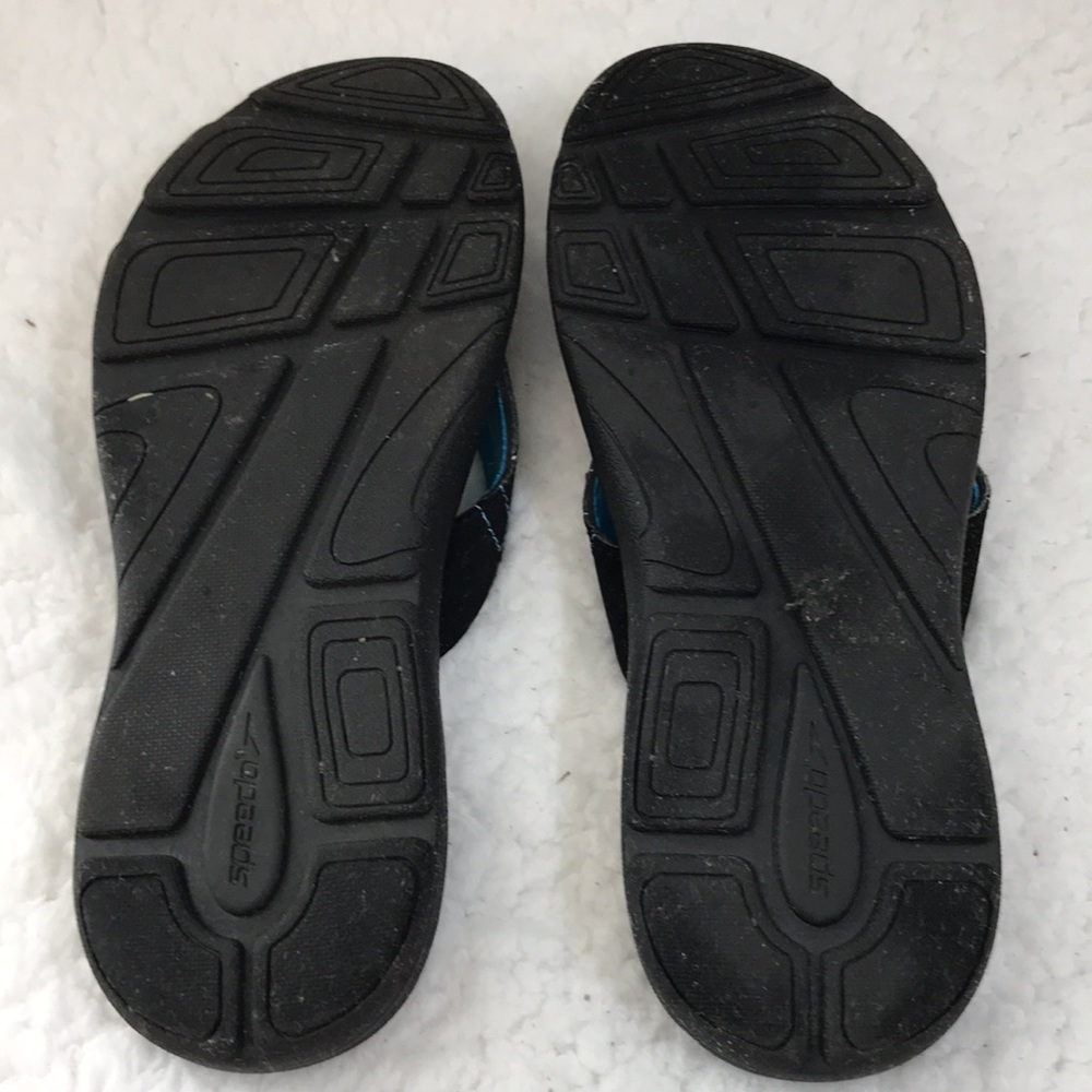Speedo Sandals, Size 7 - Picture 6 of 9